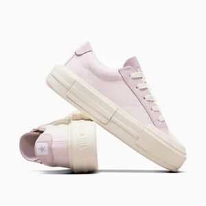 Converse Chuck Taylor All Star Cruise in lilac
